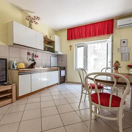 Amazing In Pag With House Sea View Appartamento Pag Town
