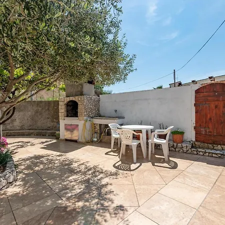Amazing In Pag With House Sea View Appartamento *
