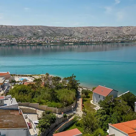Appartamento Amazing In Pag With House Sea View Pag Town