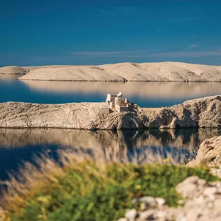 Amazing In Pag With House Sea View Pag Town